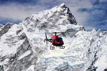 The Everest Base Camp Trek with Round-Trip Helicopter Flight