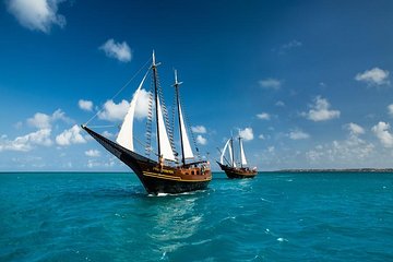 Jolly Pirate Morning Sail and Snorkel Cruise in Aruba