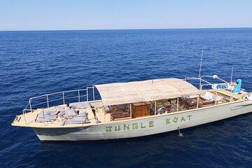 Boat tour in the northeast of Mallorca with snorkeling and BBQ