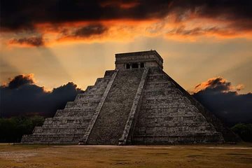 Tour Chichen Itzá luxury two cenotes & Valladolid.