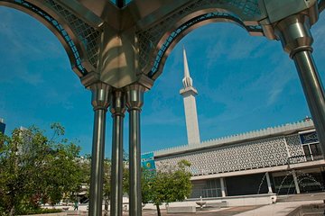 Kuala Lumpur Muslim Tours