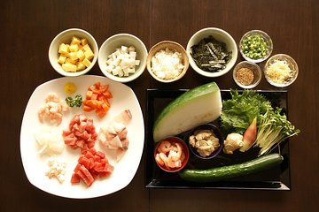 Private Japanese Cooking Lesson with an Expert Keiko in Her Tokyo Apartment