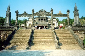 Hoi An or Da Nang - Hue 1 day trip