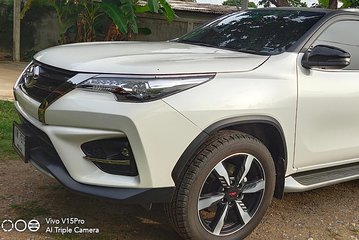 Private: VIP. SUV car & Van Rental + English Speaking driver ( 8 hrs / day )