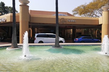 Return Private Transfers to Sun City from OR Tambo Airport or Joburg Hotels