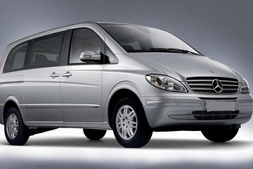 Departure Private Transfer Johanesburg Pretoria or SunCity to JNB Airport by Van