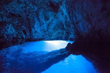 Group Half-Day Guided Tour: Elaphiti Islands and Blue Cave snorkeling