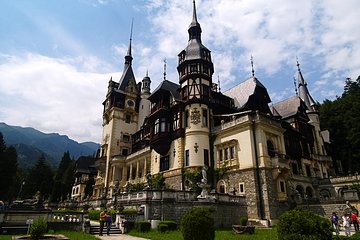 Peles Castle , Bran Castle , Rasnov Fortress,Sinaia Monastery Tour from Brasov