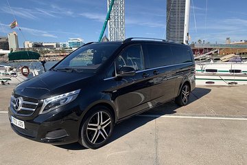 Chauffeured Barcelona Tour With Airport Pick-up