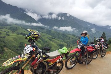 Incredible Ha Giang 2D1N Trip (by Motobike/ Car)