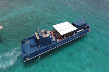 Day Tour to Hurghada Seawolf Submarine and Snorkeling