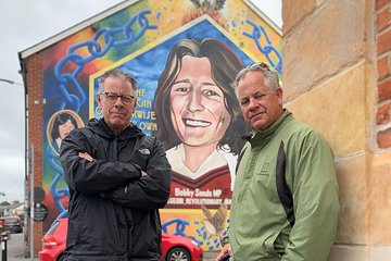 Belfast world famous black taxi and mural tour