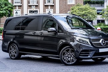 Gothenburg Airport Transfers : Gothenburg to Airport GOT in Luxury Van