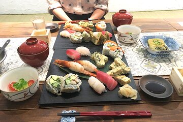 Private Market Tour and Traditional Japanese Cooking Class in Asakusa