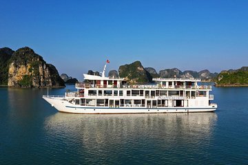 Sapphire Cruise 3 Days 2 Nights (2 Nights on Boat )