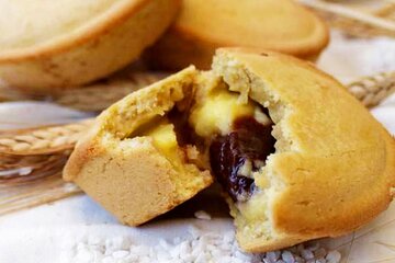 Salento Pastry Lesson in a Small Group in Lecce