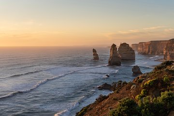 Full-Day Great Ocean Road and 12 Apostles Sunset Tour from Melbourne