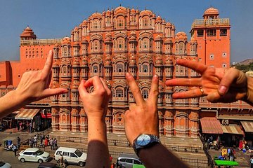 4 Days Golden Triangle Tour { Taj Mahal at Sunset and Sunrise }