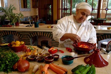One Day Morocco Cooking Class in Atlas Mountains with Berber Family