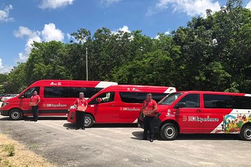 Round trip private transfer VAN-Airport-Hotel-Airport- Puerto Aventuras