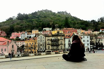 Sintra Half Day Wonders - Group Van Tour