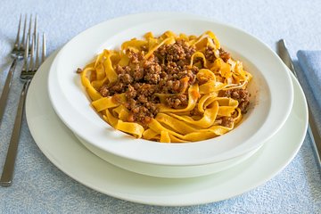 Private Tagliatelle Masterclass at a Cesarina's home with tasting in Bologna