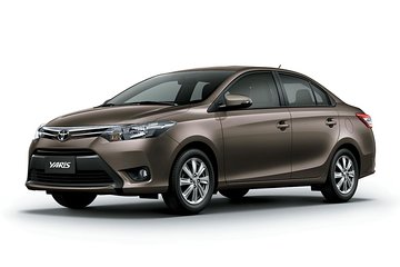 Airport pick up(from Da Nang Airport to Hotel in Hoi An)4 Seat Car
