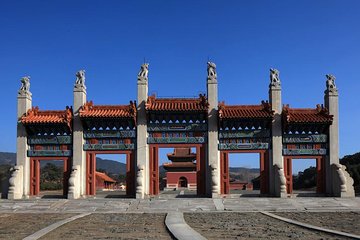 Private Day Trip to Huangyaguan Great Wall and Eastern Qing Tombs from Beijing
