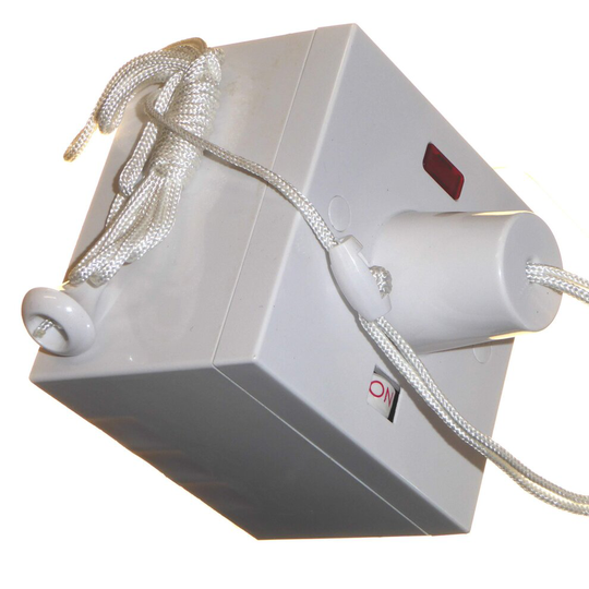 50A Shower Switch Ceiling Pull Cord Supplied with 47mm Surface Pattress Box 50 Amp