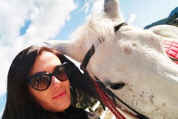Horse Riding Lessons at the Heart of the Rose Valley
