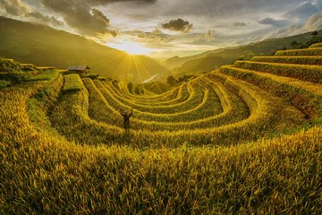 Sapa 2 Days 1 Night From Hanoi, Transfer By Luxury Van, Stay In Loca Homestay