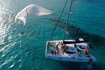 Isla Mujeres Catamaran Tour includes Snorkeling, Open bar and Buffet