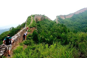Gubeikou to Jinshanling Great Wall 1-Day Hiking Tour