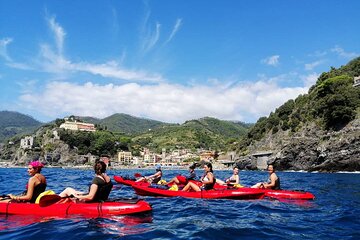 Kayak Experience with Carnassa Tour in the Cinque Terre-Punta Mesco + Snorkeling