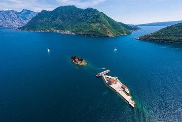 Boka Bay tour by car or van