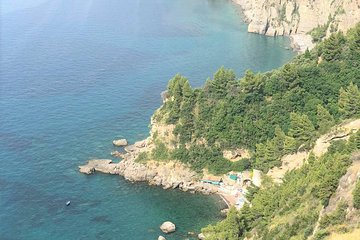 Amalfi Coast Full Day Tour with Private Driver Comfortable Van and Hotel Pick Up