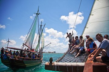 Jolly Pirate Afternoon Sail and Snorkel Cruise in Aruba