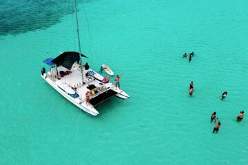 Catamaran Snorkeling to El Cielo and Beach Break