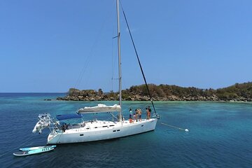 Private Island Hopping, Sailing and Snorkeling in Puerto Rico with Open Bar