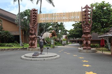 Best of Oahu: Pearl Harbor, Arizona Memorial & Polynesian Cultural Center