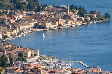 Lake Garda: among lakeside villages and the islands