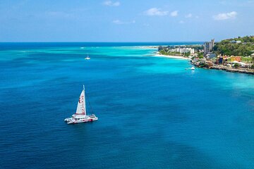Reggae & Snorkeling Catamaran Cruise from Montego Bay