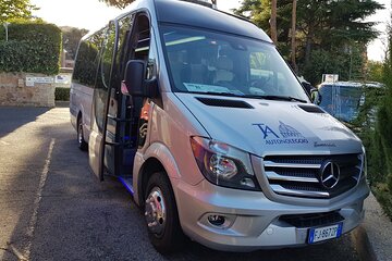 Minibus up to 20 People